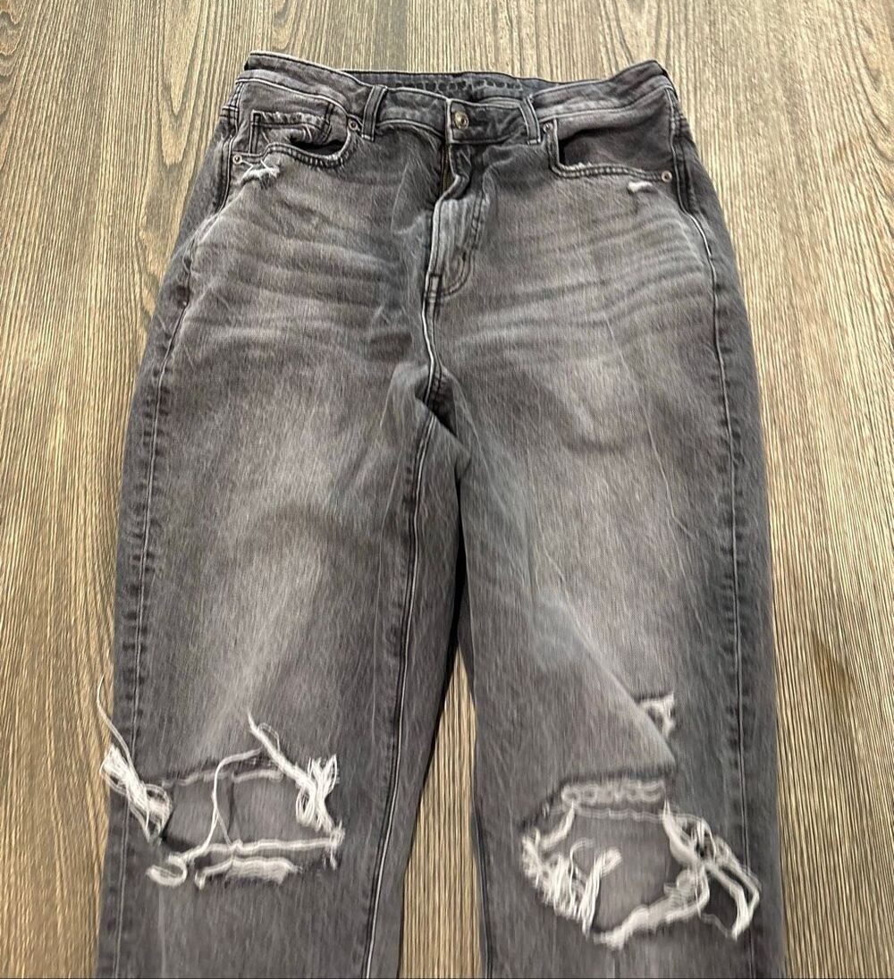 American Eagle Womens Highest Rise Mom Jeans Distressed Denim Dark Grey Size 12 - Picture 3 of 12